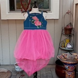 Girls dress